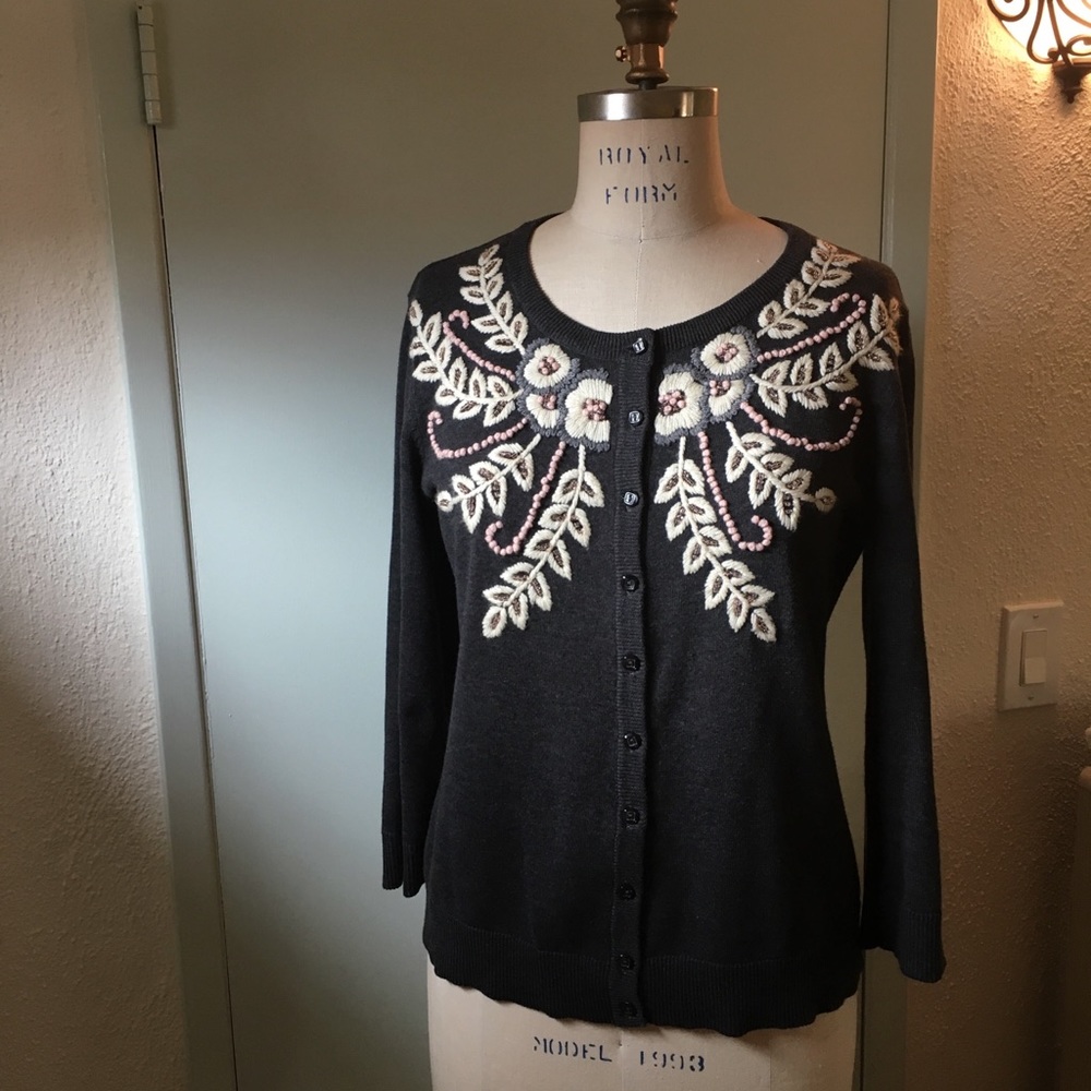 Anthropologie embroidered floral knit cardigan EUC
